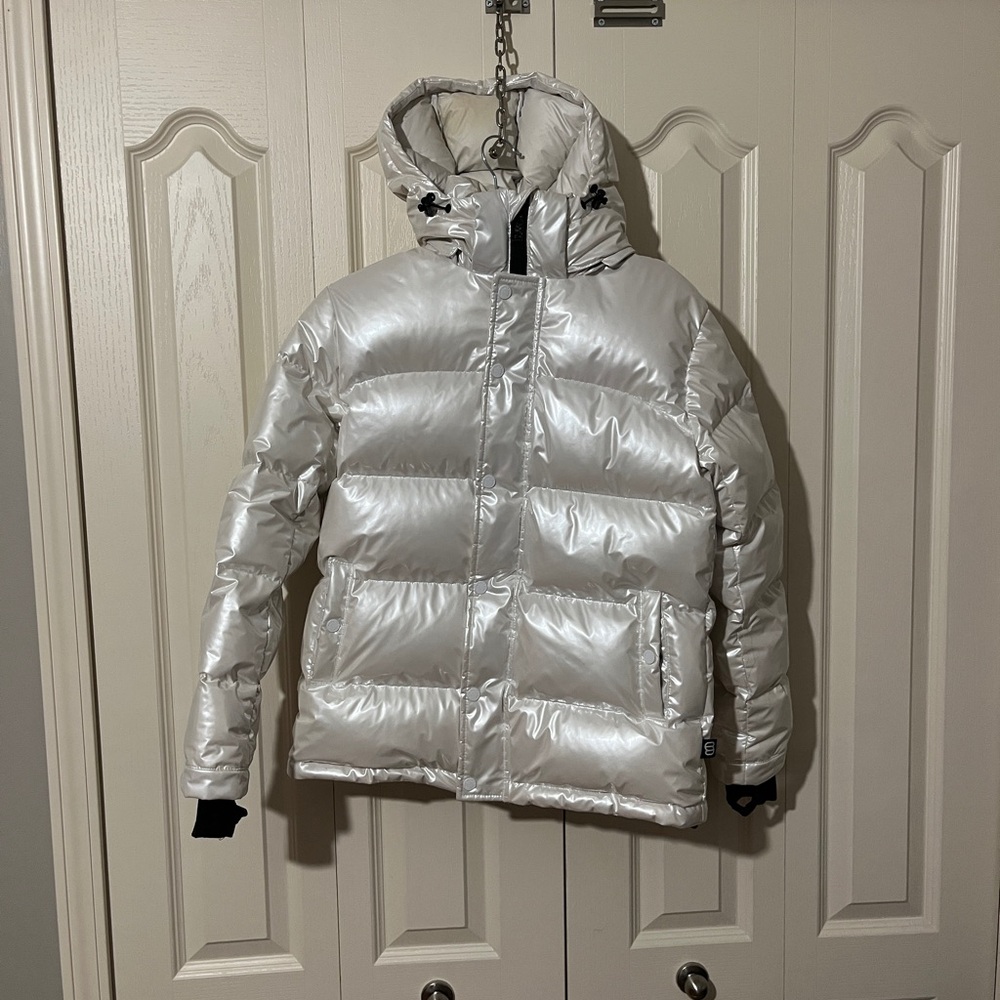 Women’s Aritzia TNA Super Puff Puffer Jacket Pearl White Sz. XXS
